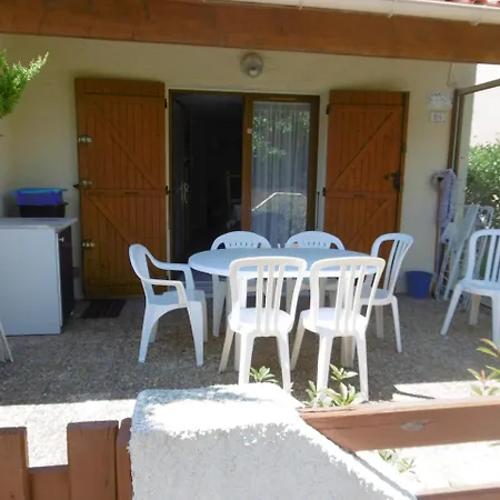 Holiday home Holidayland De La Clape 6 Couchages Climatisee *